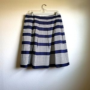 Talbots Skirt 18wp Navy and white